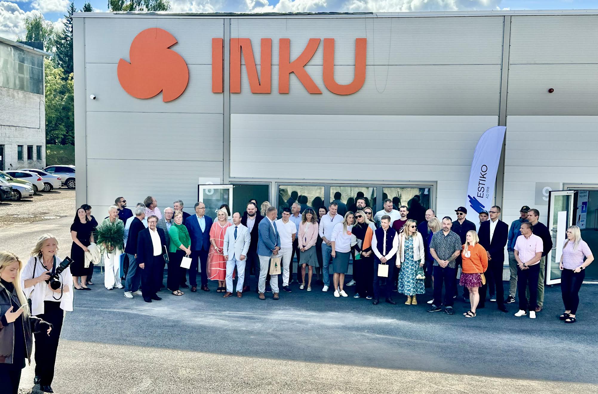 VIDEO Poolteisemiljoniline INKU ei tahtnud pesast avalikkuse ette tulla